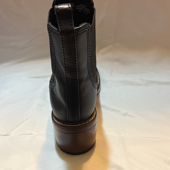 Steve Madden Black Leather Ankle Booties - Picture 7 of 14